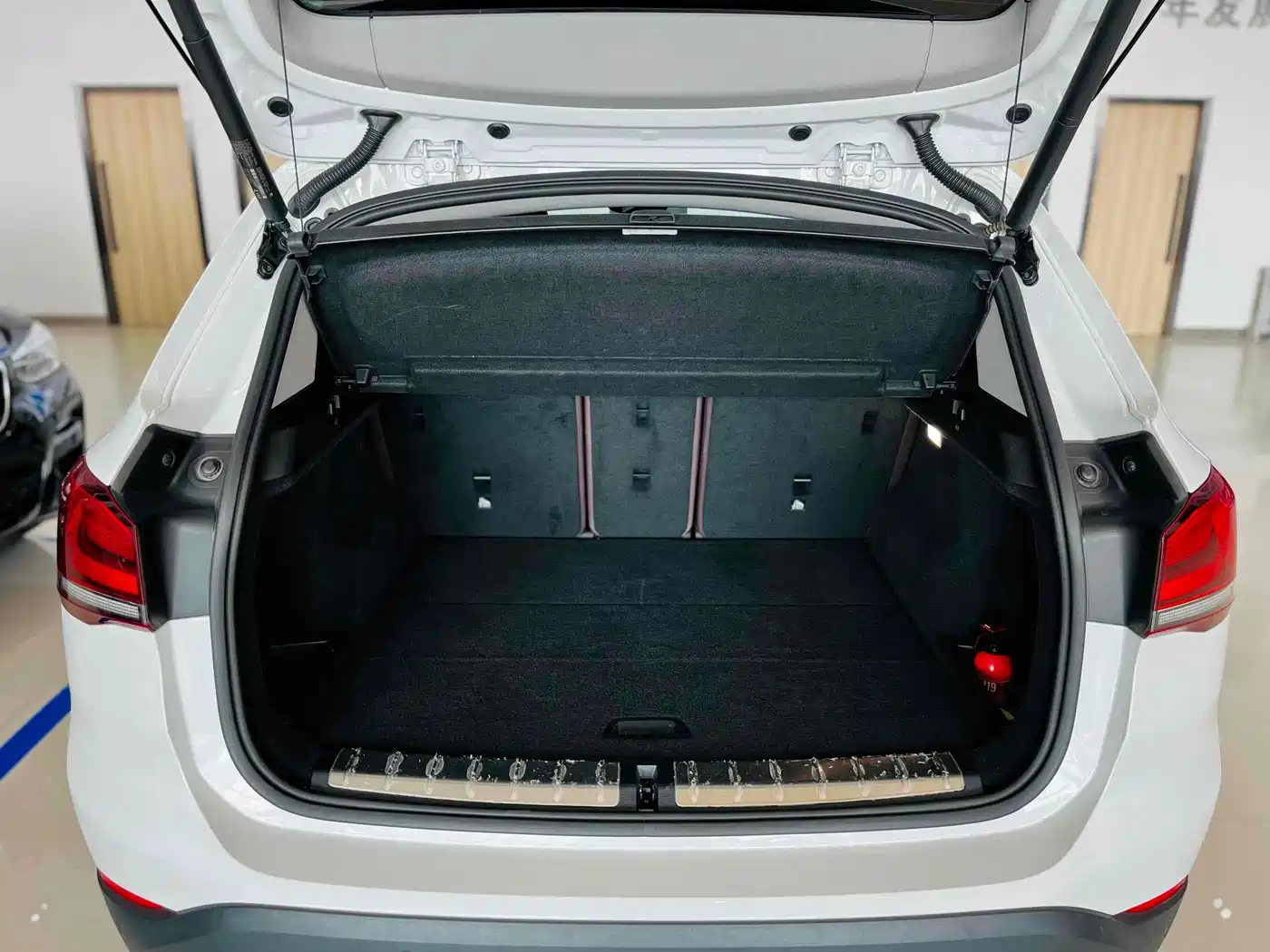 BMW X1 2021 sDrive25Li Leading фото 22
