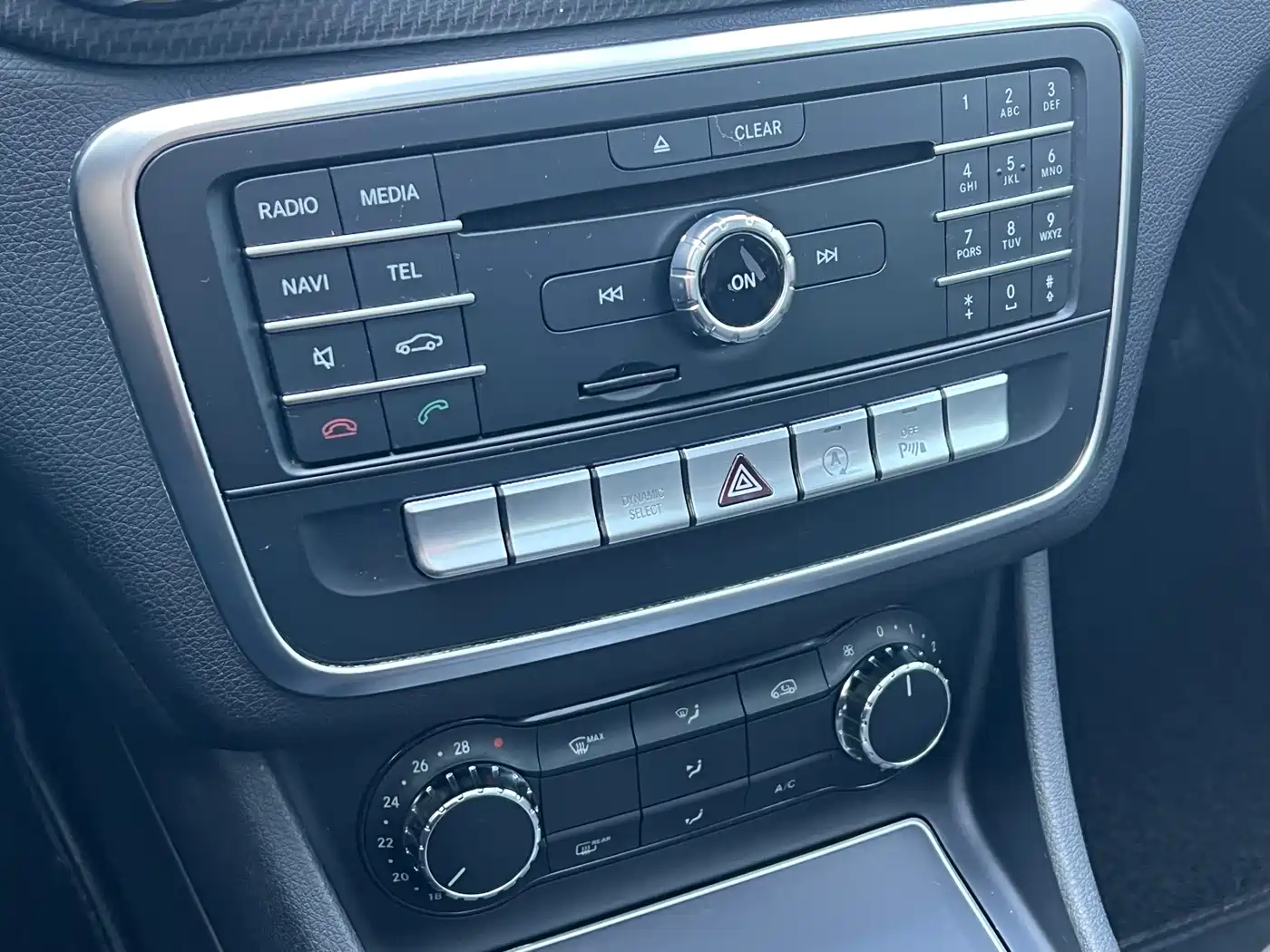 Mercedes-Benz GLA 2017 GLA 200 Dynamic фото 11