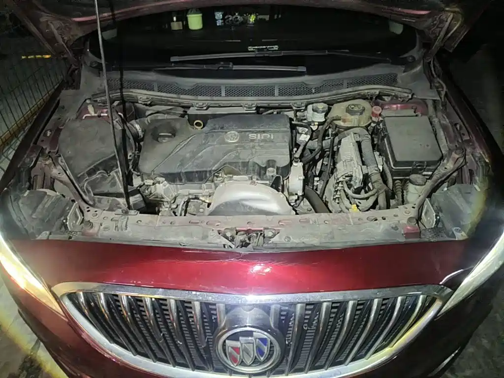 Фото 9 - Buick Verano