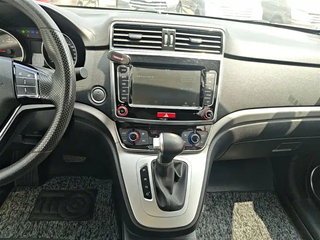 Haval M6 2019 1.5T DCT 2WD Value Edition (China VI) фото 13