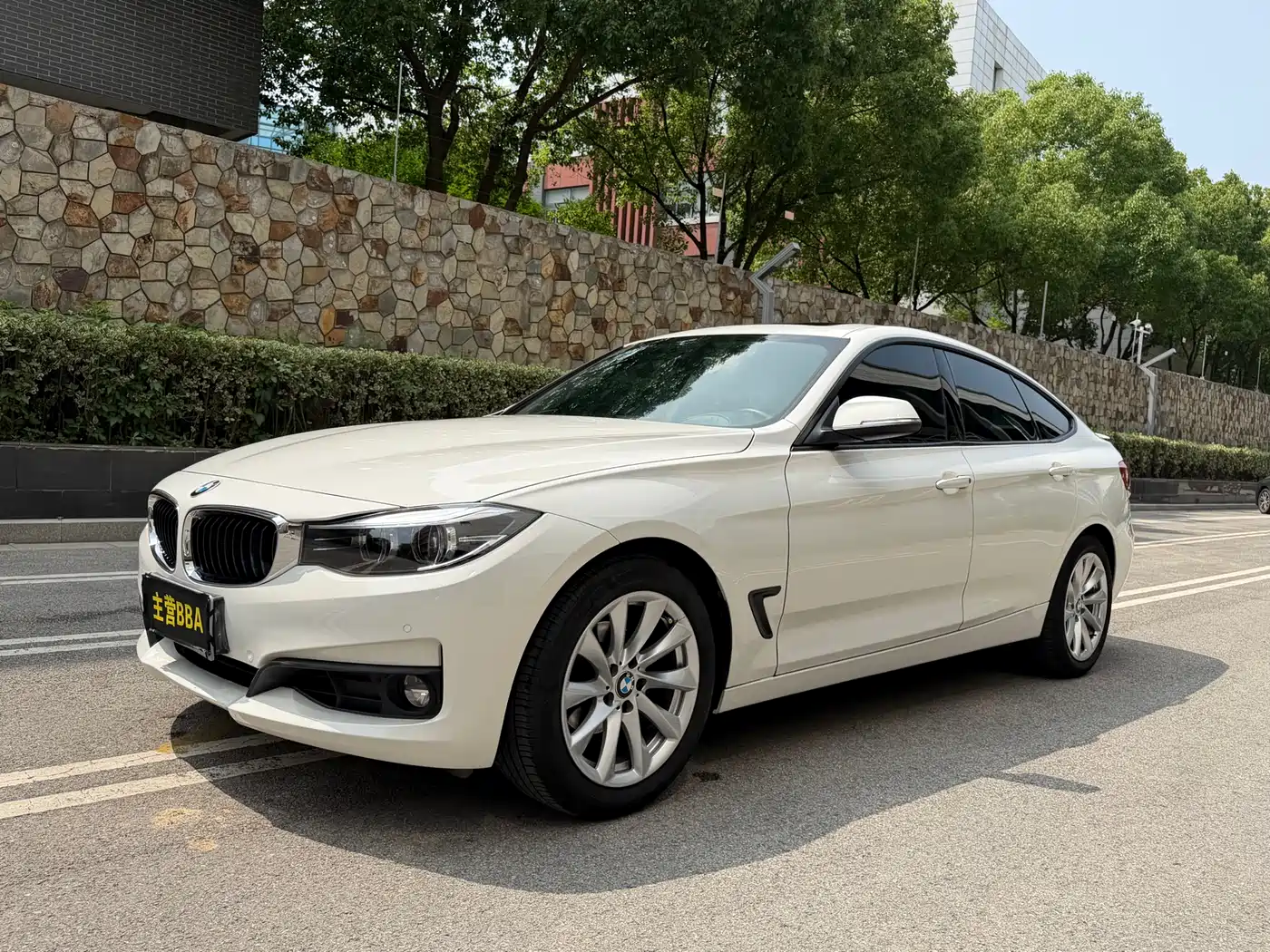 BMW 3 Series GT 2018 320i Fashion