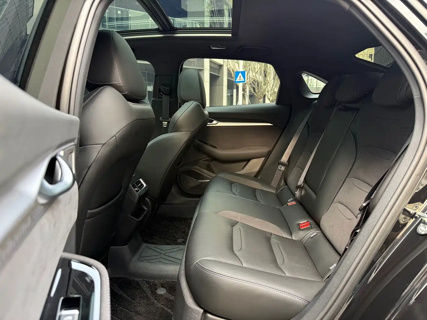 GEELY AUTOMOBILE XINGRUI