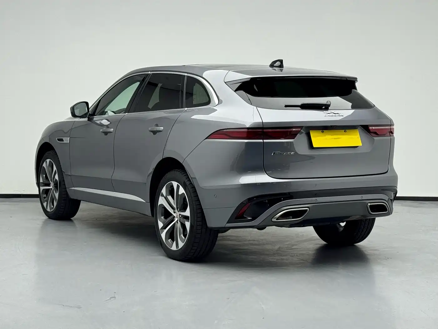 Jaguar F-PACE 2022 2022 Model P340 R-Dynamic SE