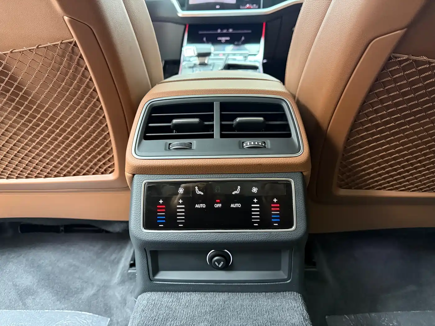 Audi A6L 2020 45 TFSI Premium Elegance фото 14