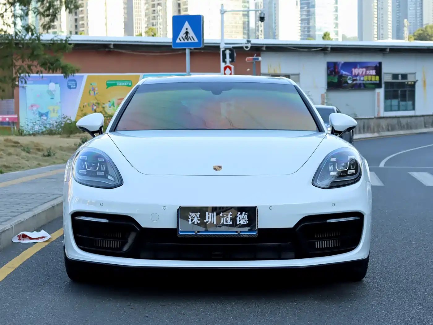 PORSCHE PANAMERA