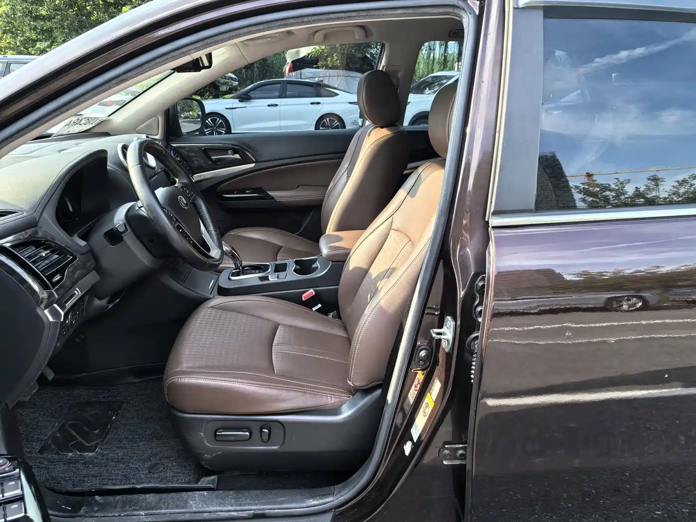 BYD S7 2016 2016 2.0T Automatic Premium Model