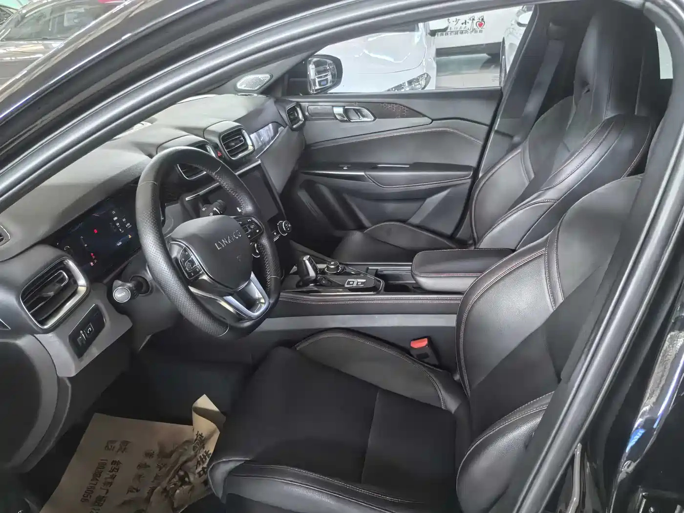 Lynk & Co 03 2020 1.5TD DCT Power Pro Edition фото 6