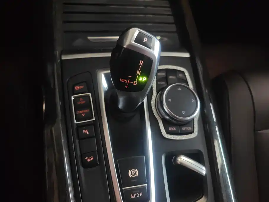 BMW X5 (Import) 2014 xDrive35i Leading фото 16