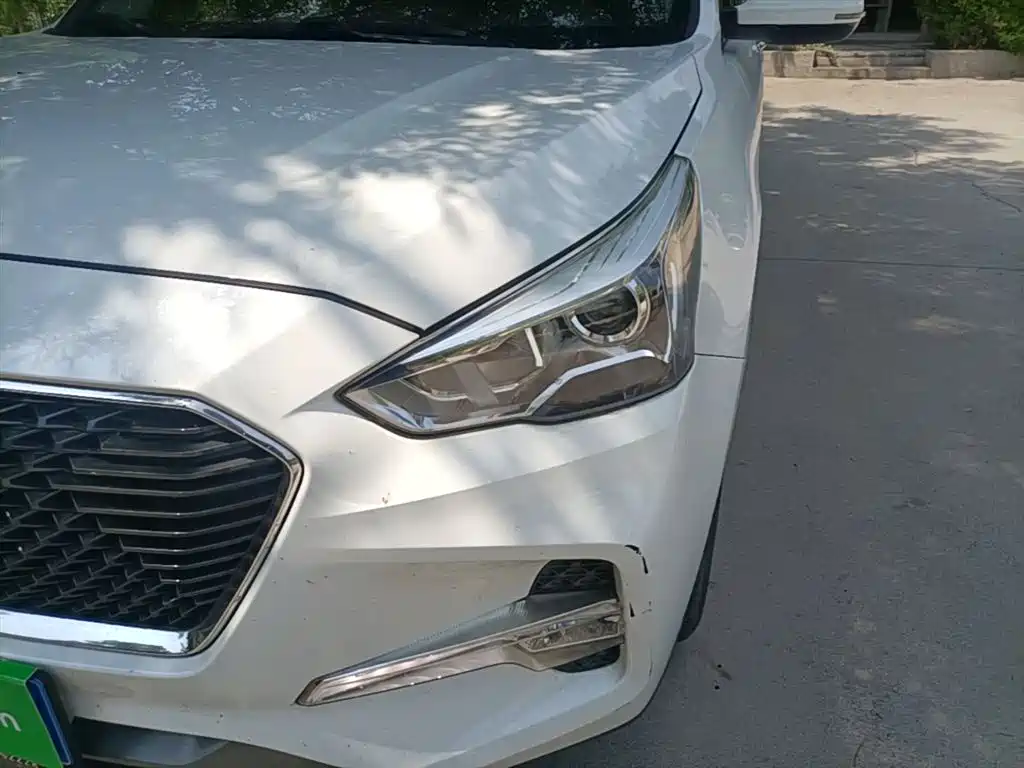 Haval M6 2018 Facelift 1.5T DCT 2WD Elite Edition фото 24