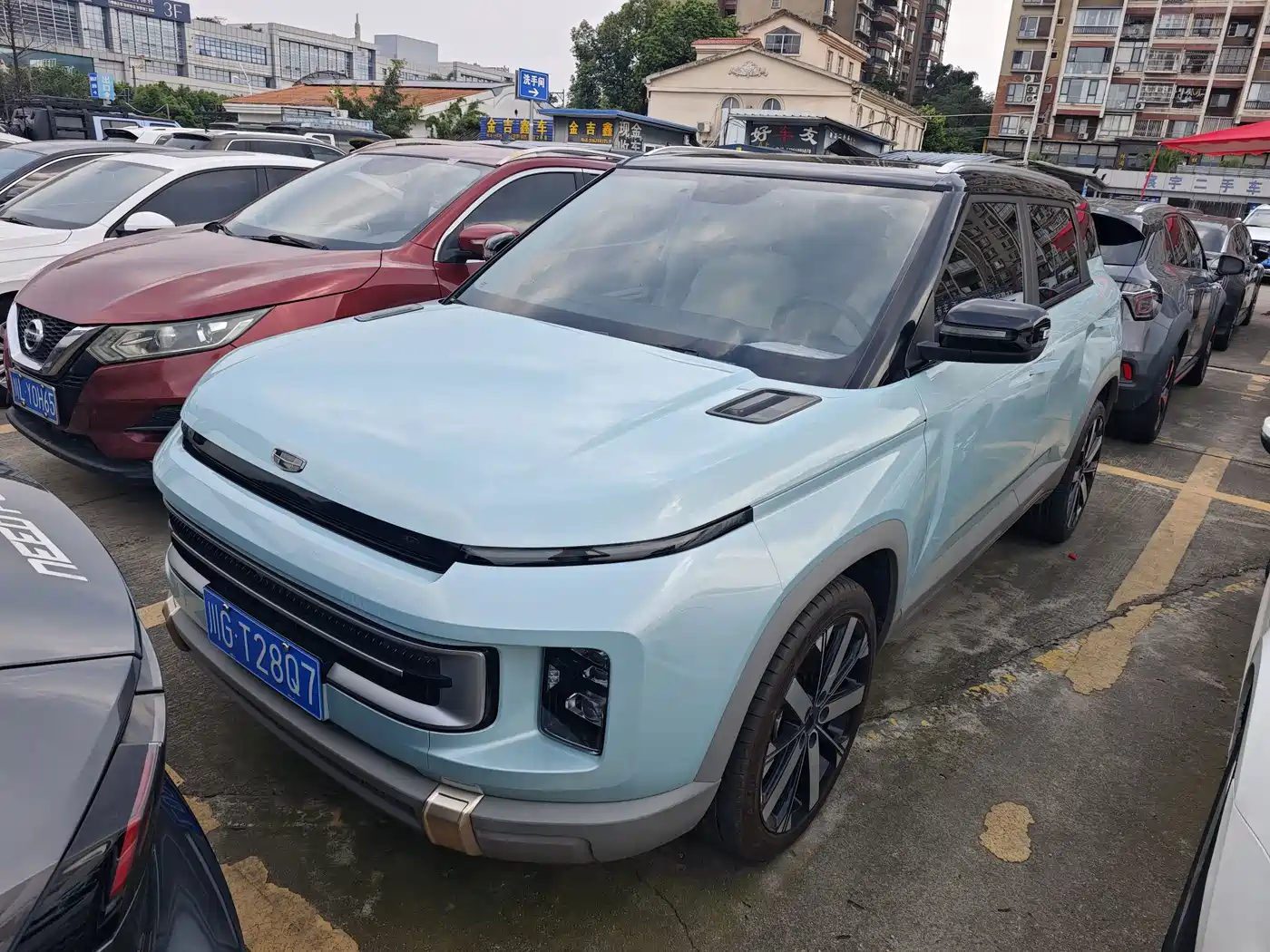 Фото 1 - Geely ICON