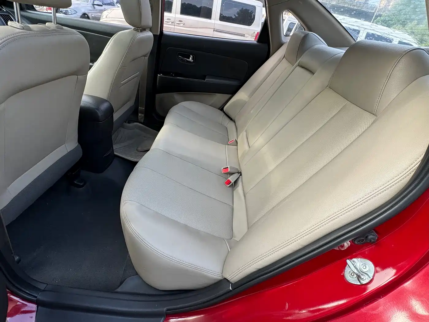 Hyundai Elantra 2011 1.6L Automatic Luxury фото 16