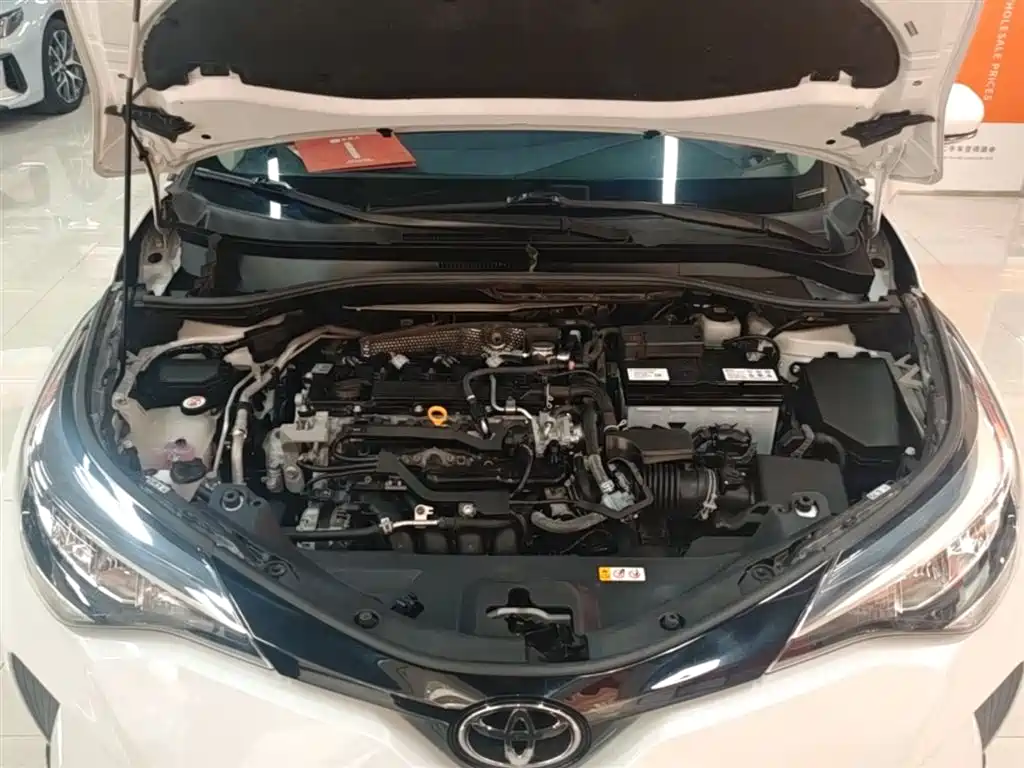 Toyota C-HR 2021 2.0L Comfort Edition фото 20
