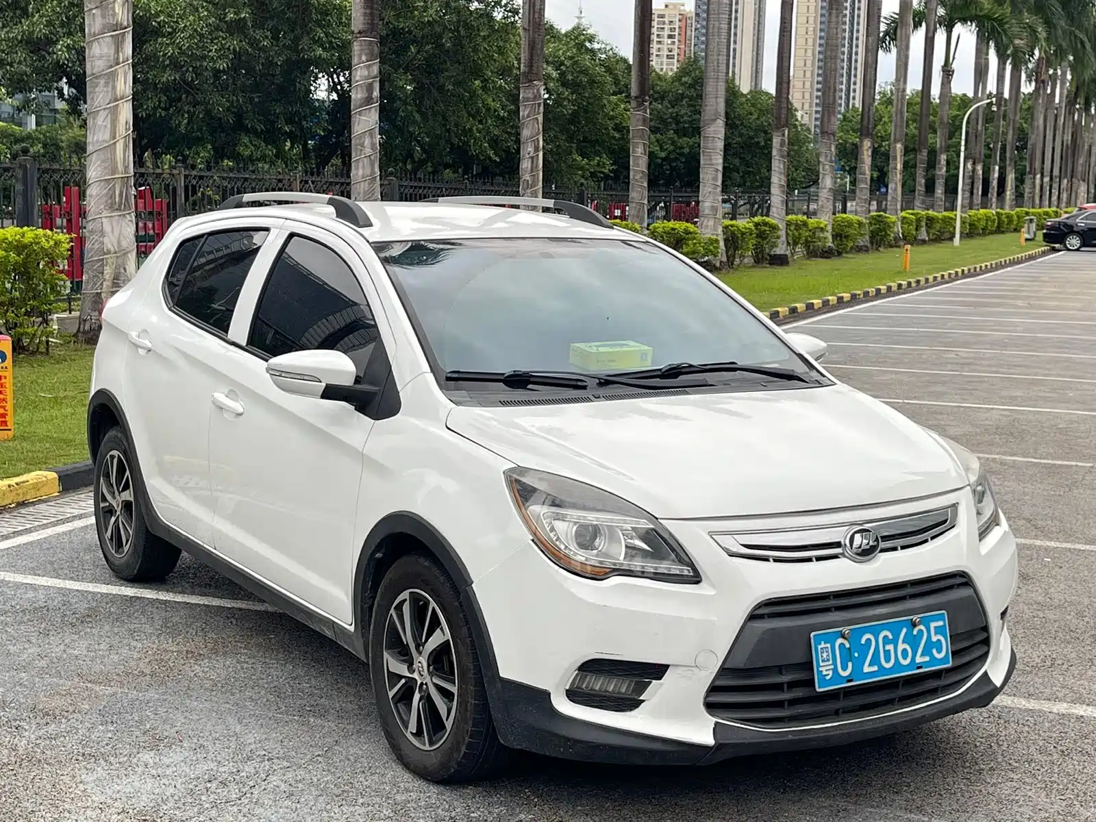 صورة 3 - Lifan X50