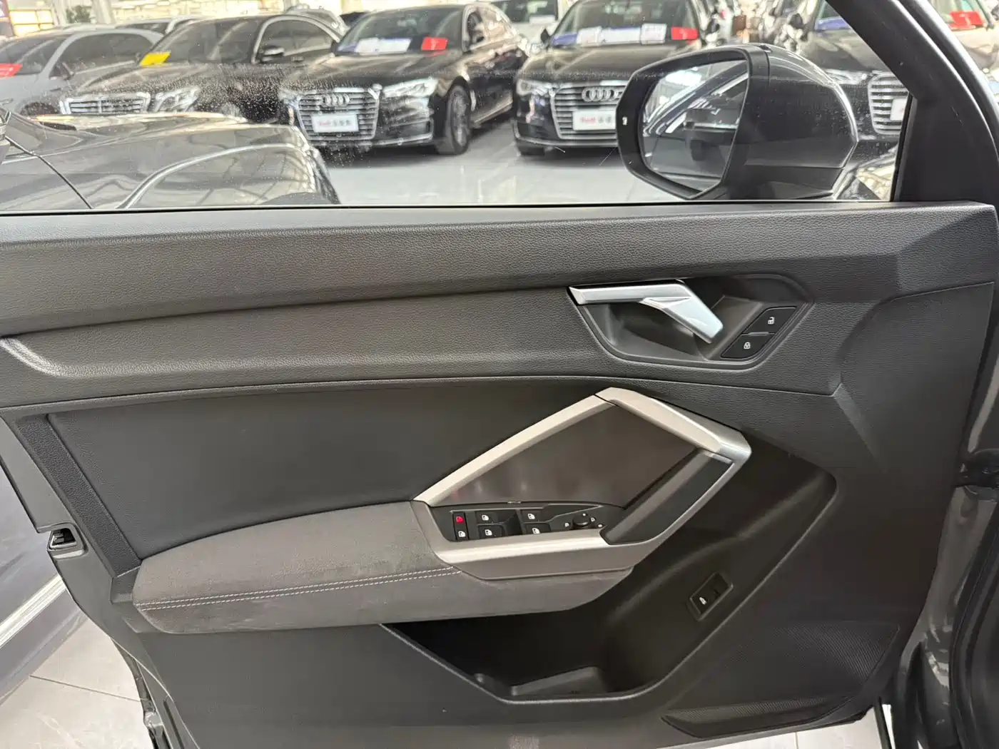 Audi Q3 2023 35 TFSI Fashion Dynamic (1.4T) фото 19
