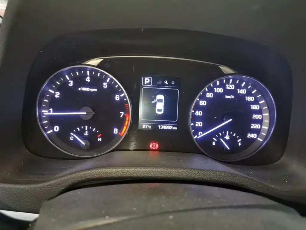 Hyundai Elantra 2016 Model 1.6L Automatic Smart Elite фото 12