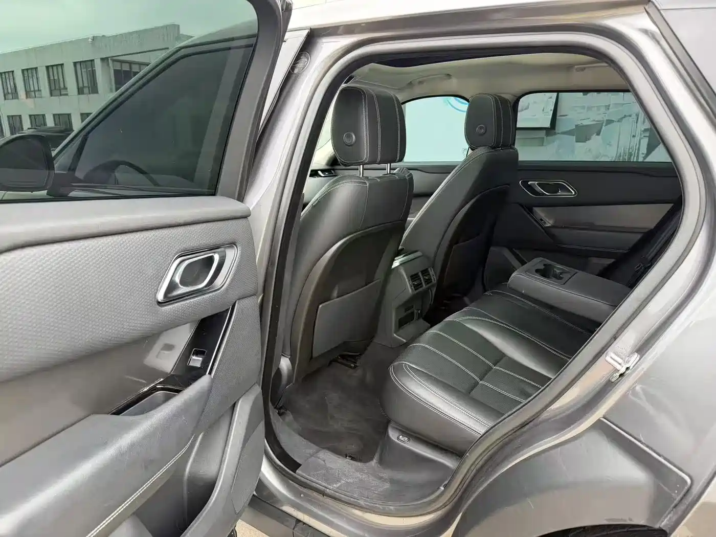 Land Rover Range Rover Velar 2017 P250 S фото 6