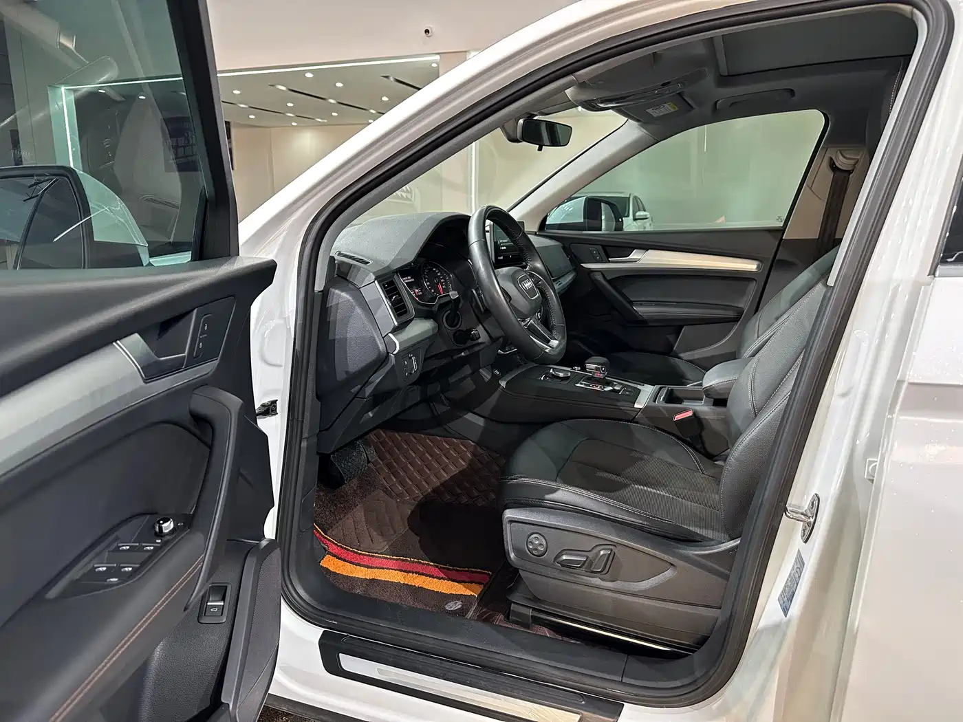 Audi Q5L 2020 40 TFSI Prestige Fashion фото 9