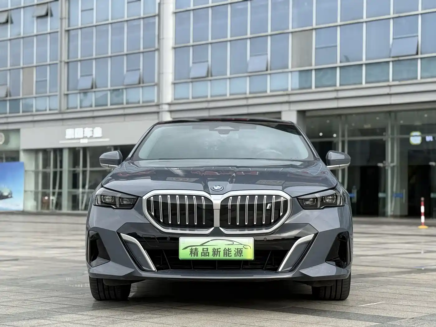 BMW i5 2024 eDrive 35L M Sport Package фото 2
