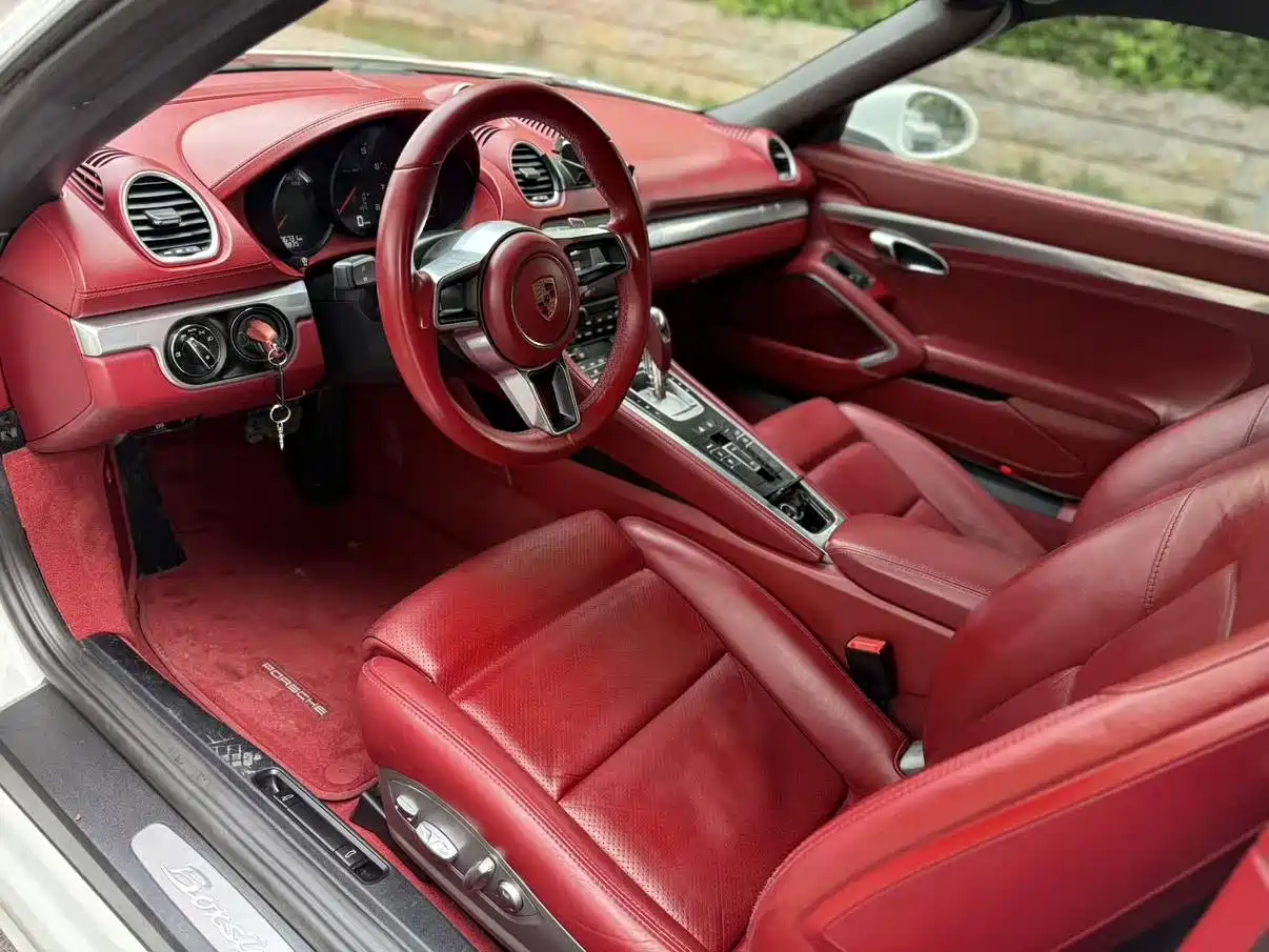 Porsche 718 2016 Boxster 2.0T фото 6