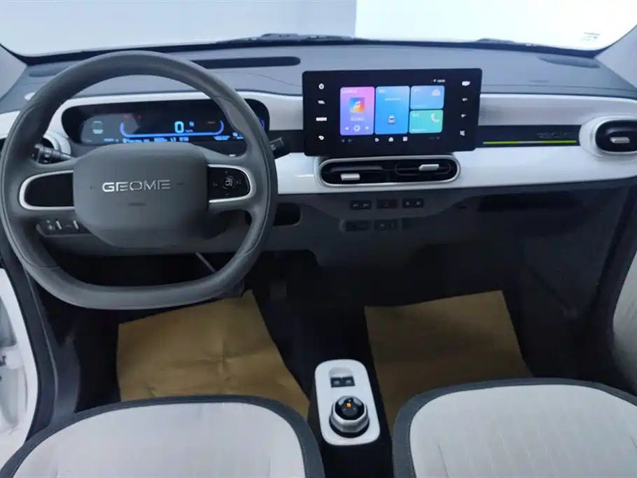GEELY GALAXY PANDA