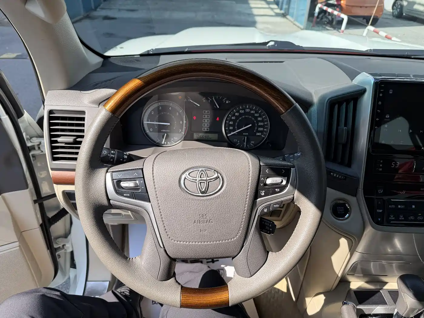 Toyota Land Cruiser (Import) фото 20