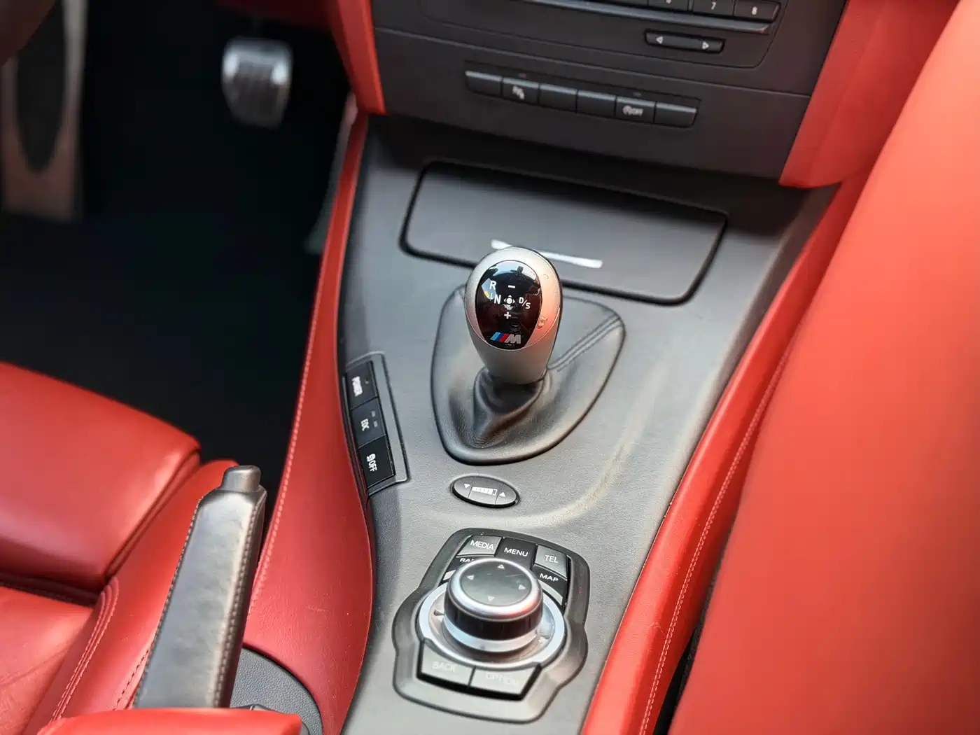 BMW M3 2013 2011 M3 Coupe Carbon Fiber Roof Edition