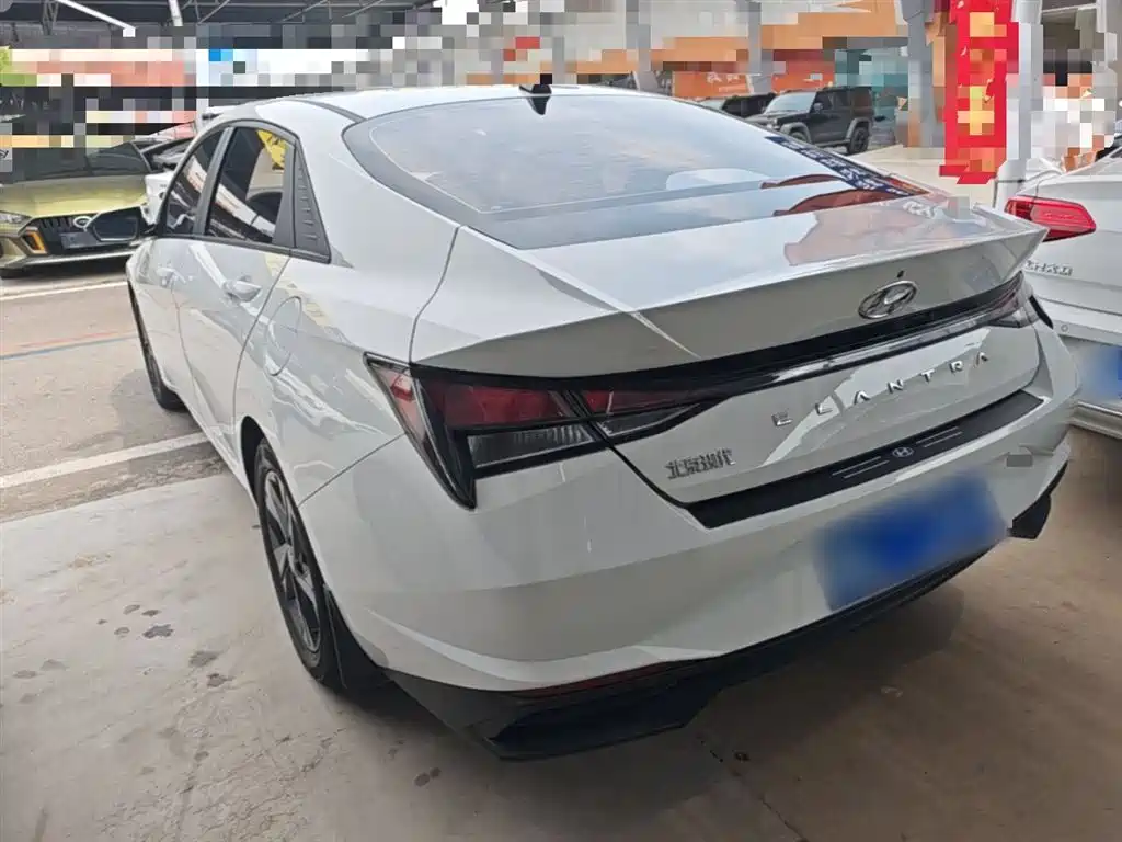 Hyundai Elantra 2022 1.5L CVT GLS Leading Edition фото 5
