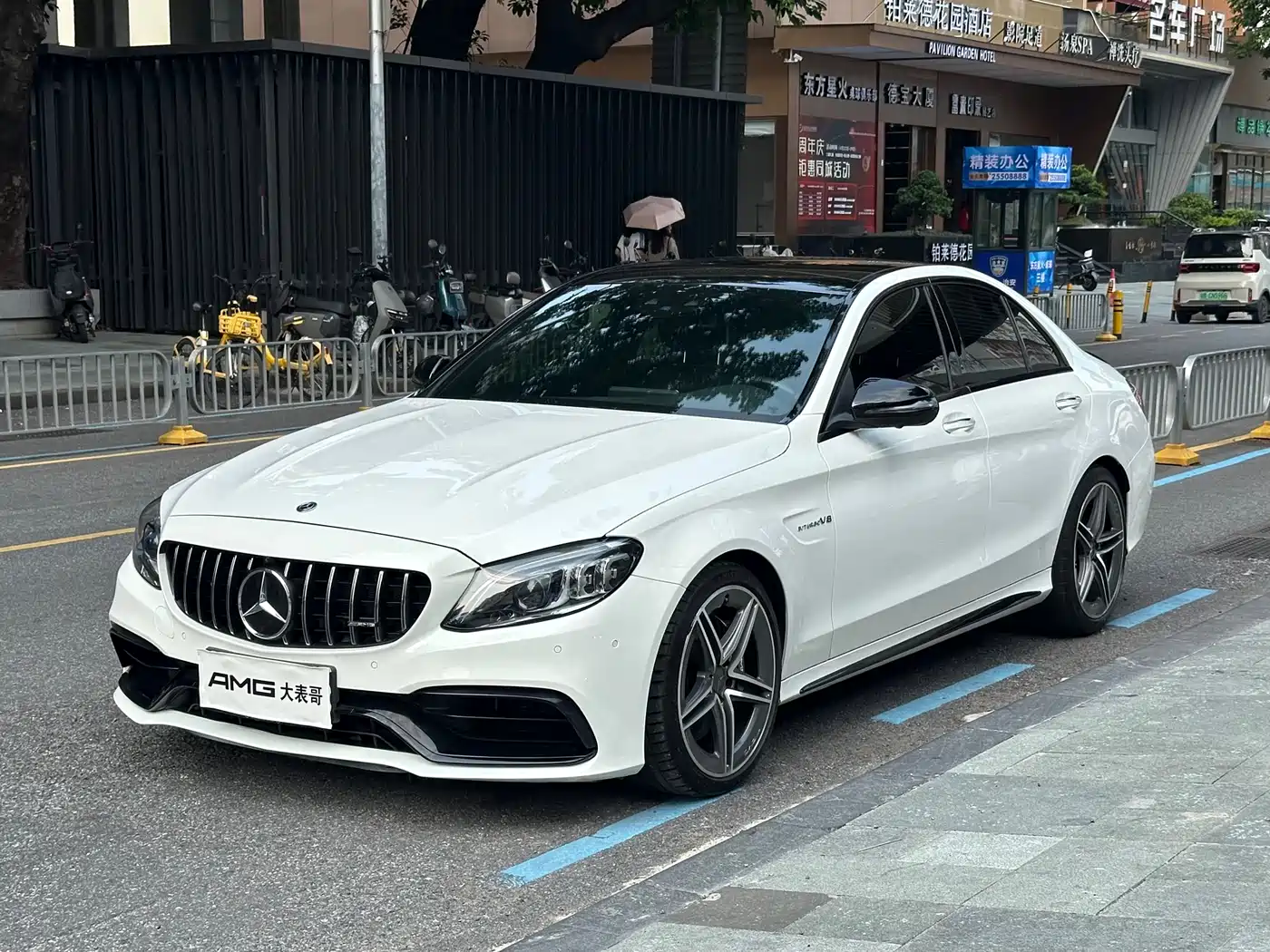 MERCEDES-BENZ C CLASS AMG