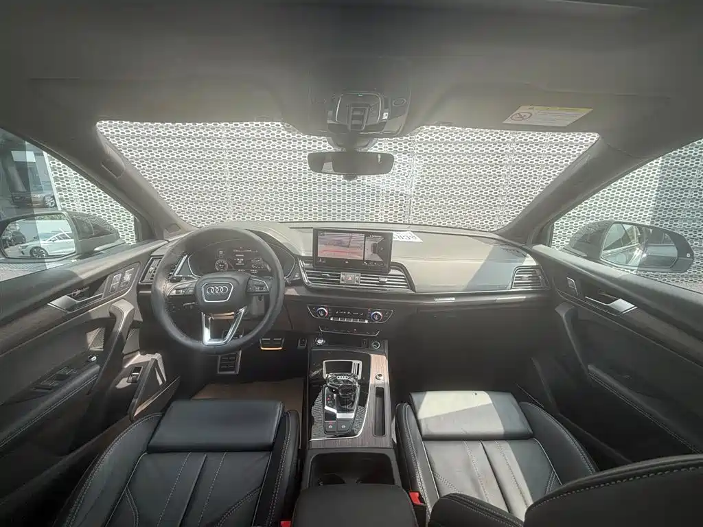 Audi Q5L 2024 Model 45 TFSI Premium Dynamic фото 10