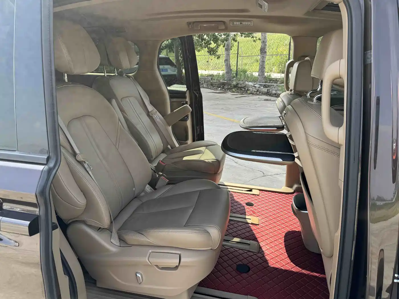 Buick GL8 2021 ES Landlord 653T Premium фото 13