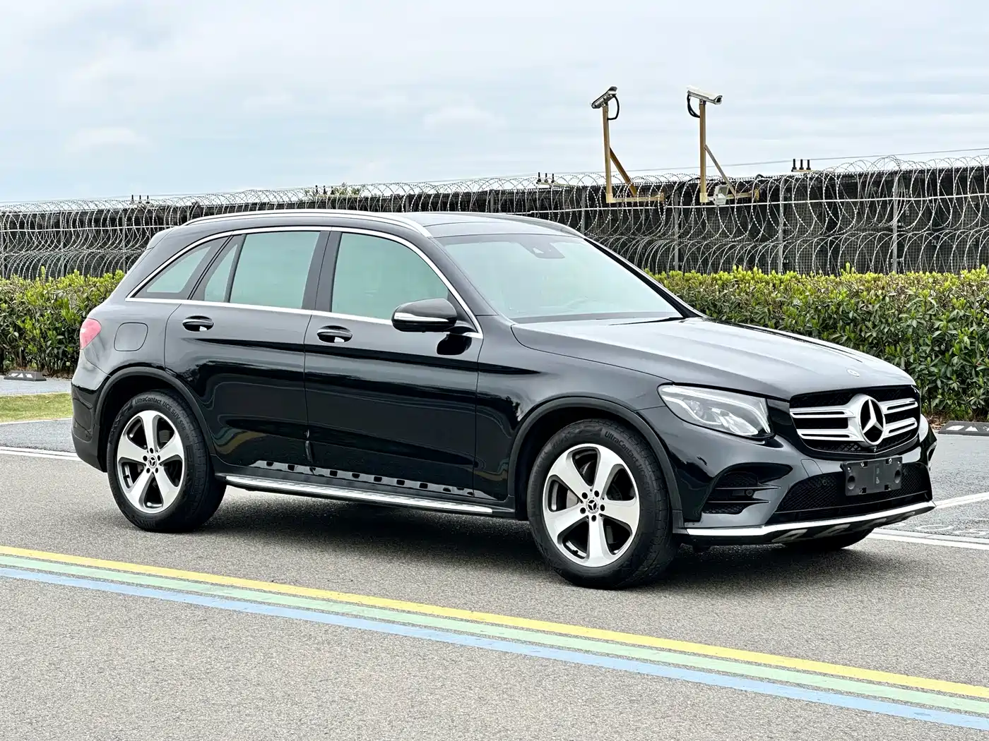 Mercedes-Benz GLC 2017 GLC 260 4MATIC Luxury фото 3