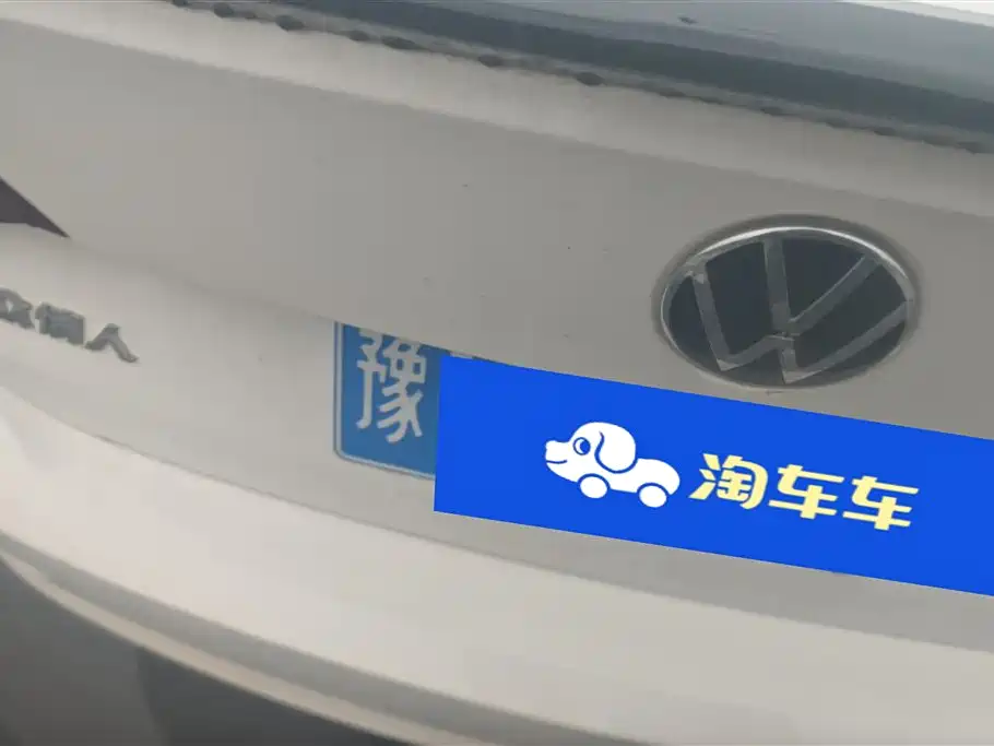 Volkswagen Lavida 2021 1.5L Auto Comfort Edition фото 4