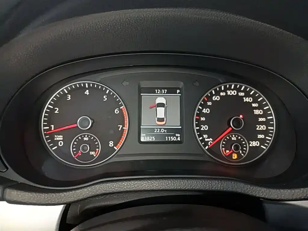 Volkswagen Passat 2015 1.8TSI DSG Prestige Edition фото 12
