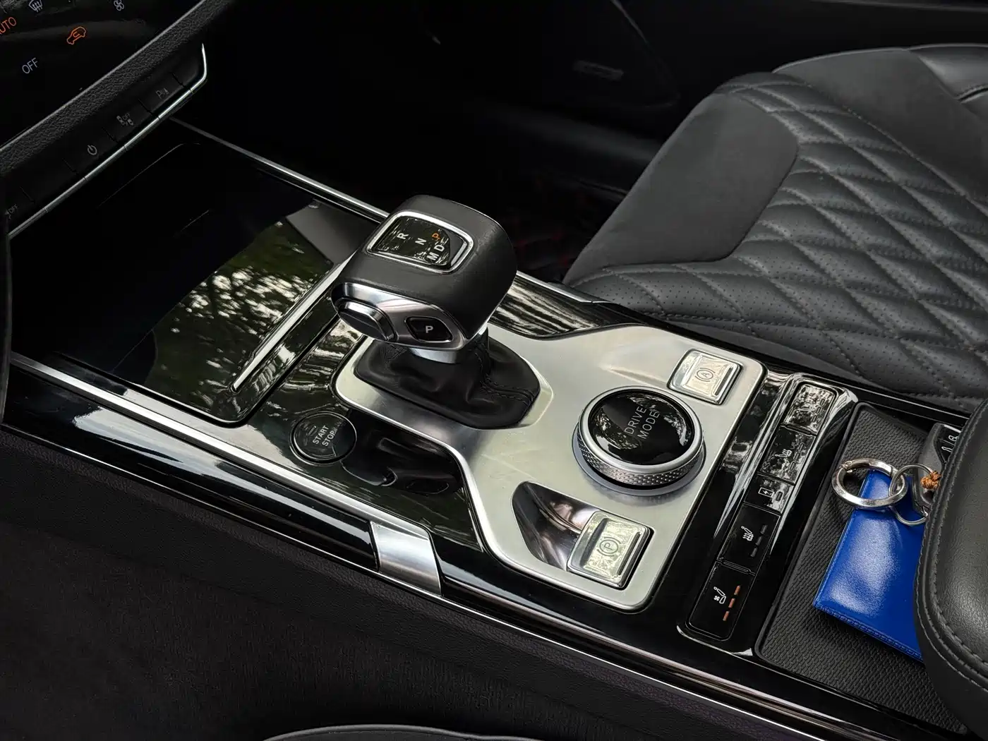 Hongqi HS5 2019 2.0T Smart Connect Enjoy 4WD Edition фото 9