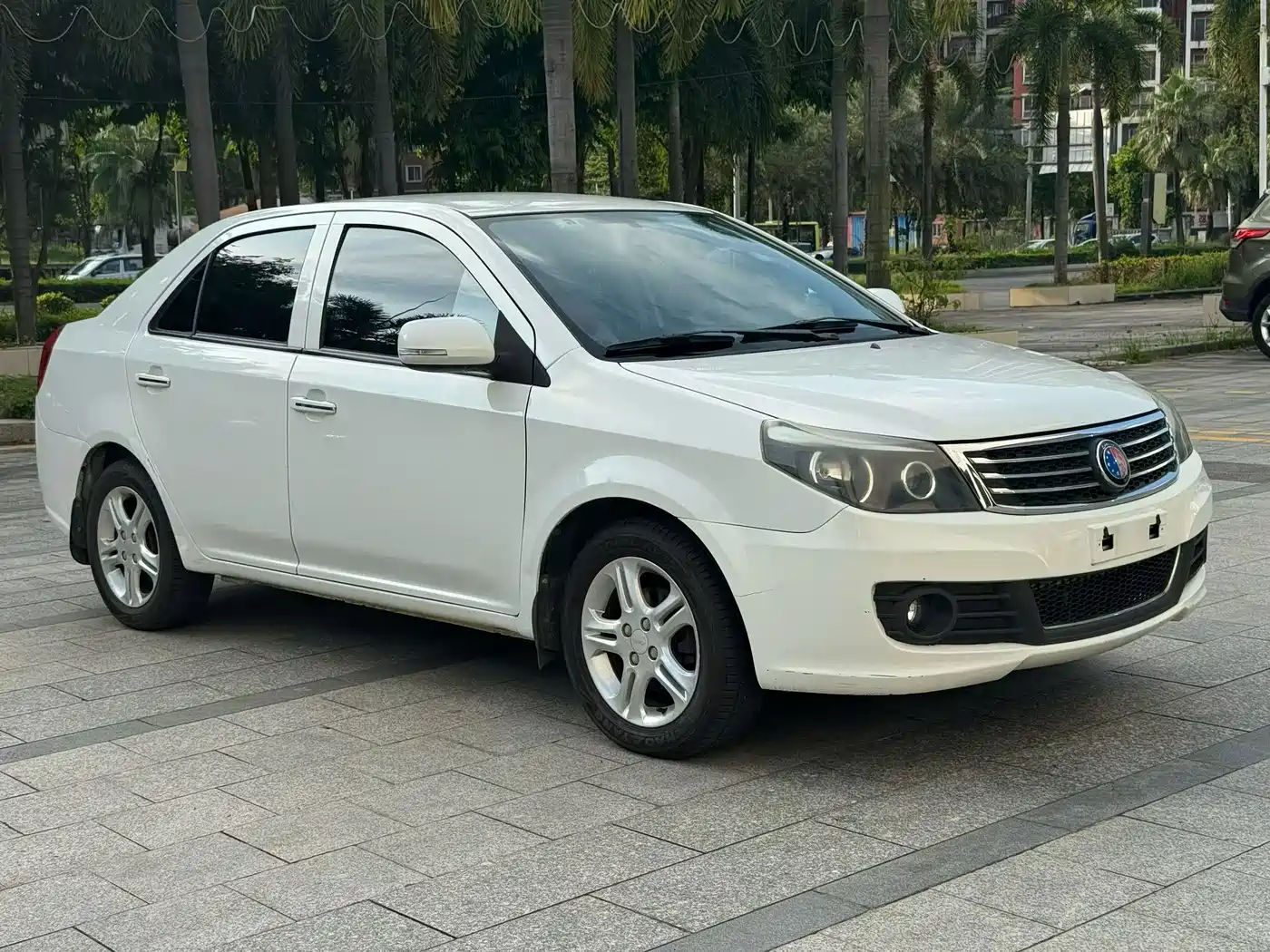 Geely King Kong 2014 2014 Sedan 1.5L Automatic Elite