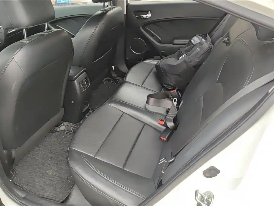 Kia K3 2015 1.6L Automatic DLX фото 11