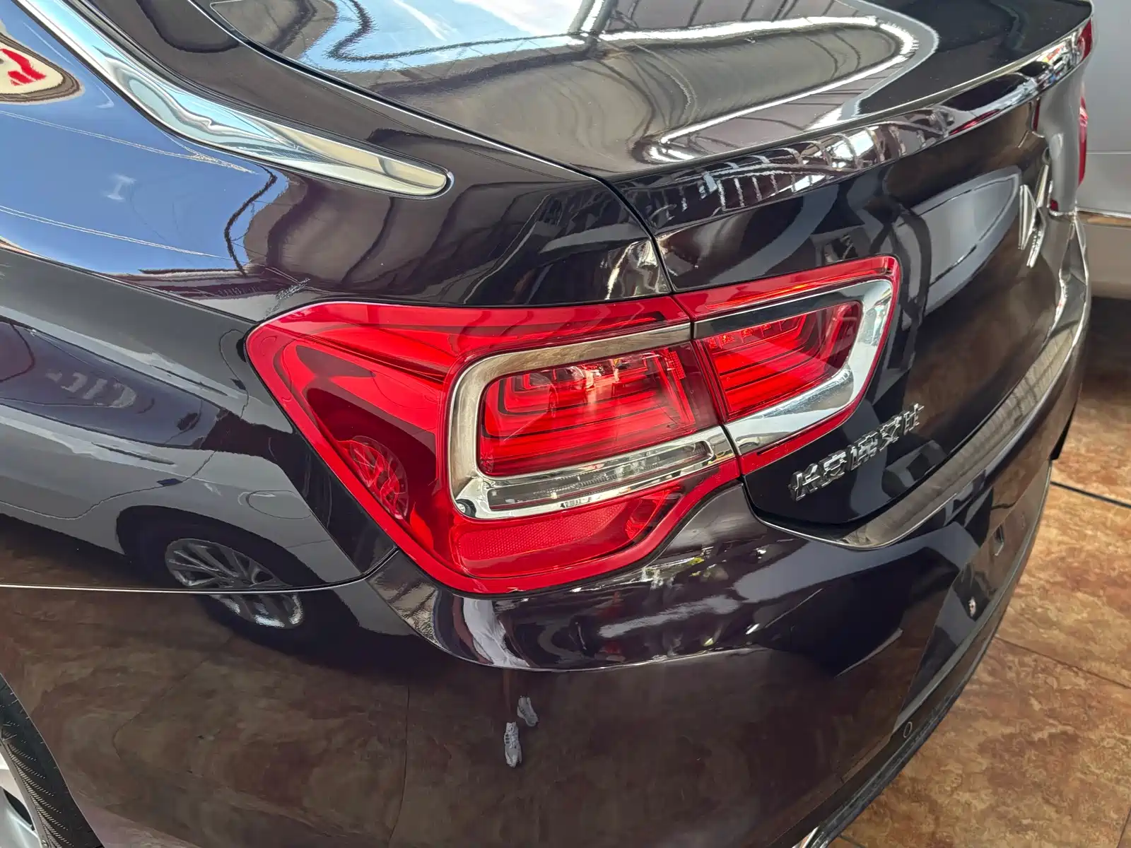 Фото 17 - DS 5LS
