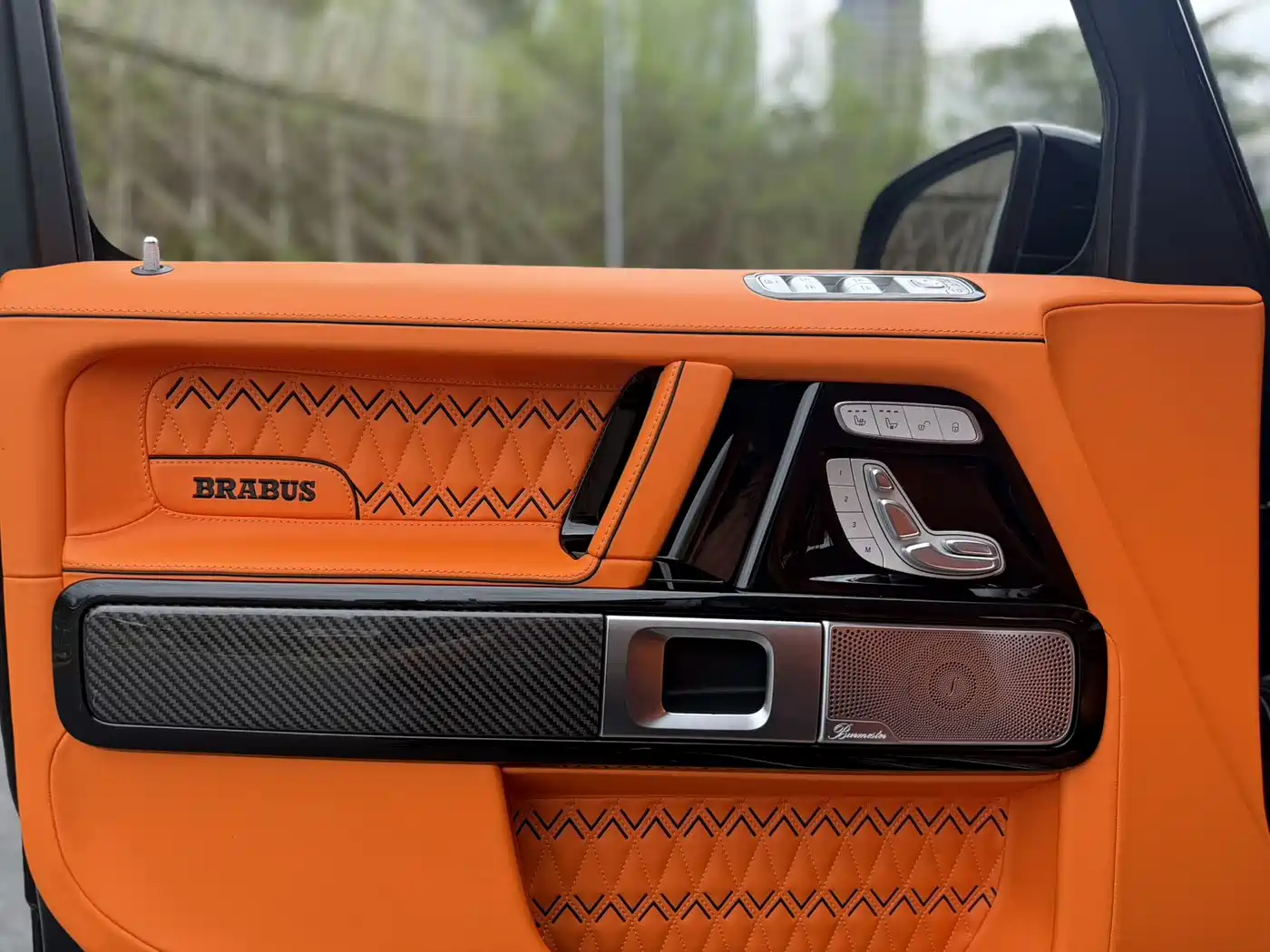 Mercedes-Benz G-Class 2024 G 350 фото 11