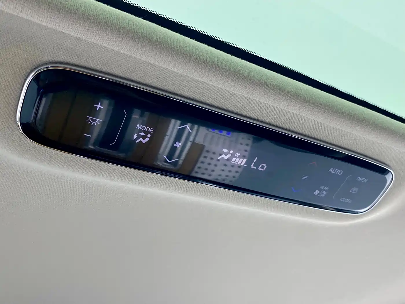 Фото 18 - Honda Odyssey
