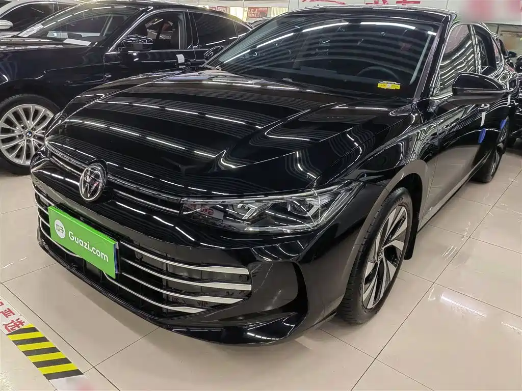 Volkswagen Passat 2025 Pro 380TSI Dragon Glory Edition