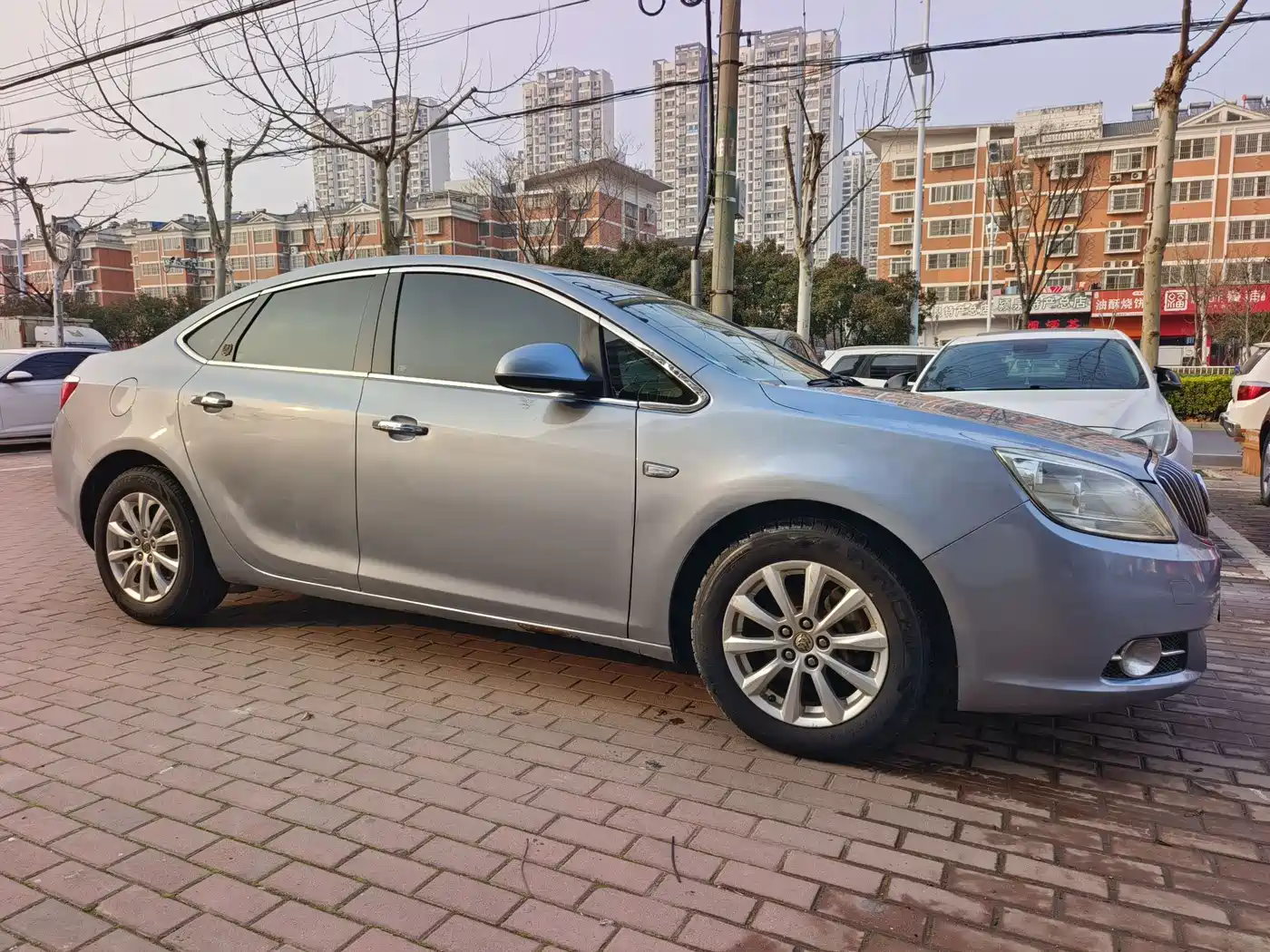 Buick Excelle 2012 GT 1.6L Manual Comfort фото 12