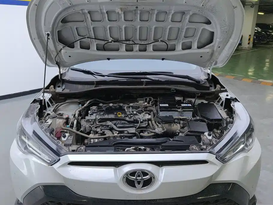 Toyota Frontlander 2024 2.0L CVT Elite Plus Edition фото 10