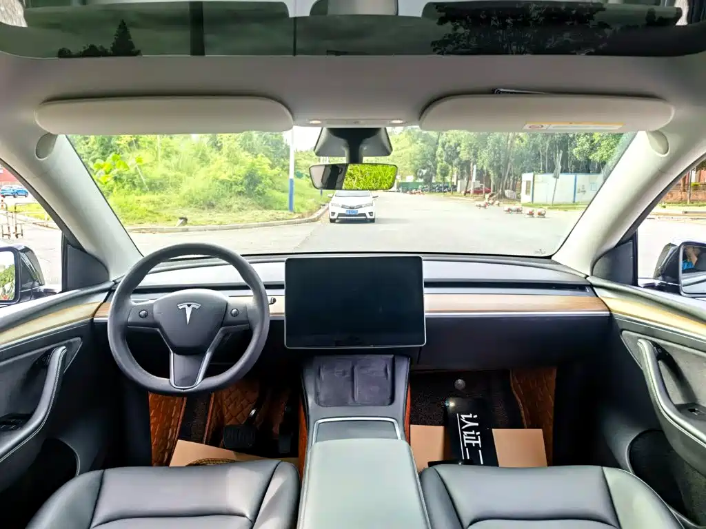 Tesla Model Y 2021 2021 Model Long Range AWD