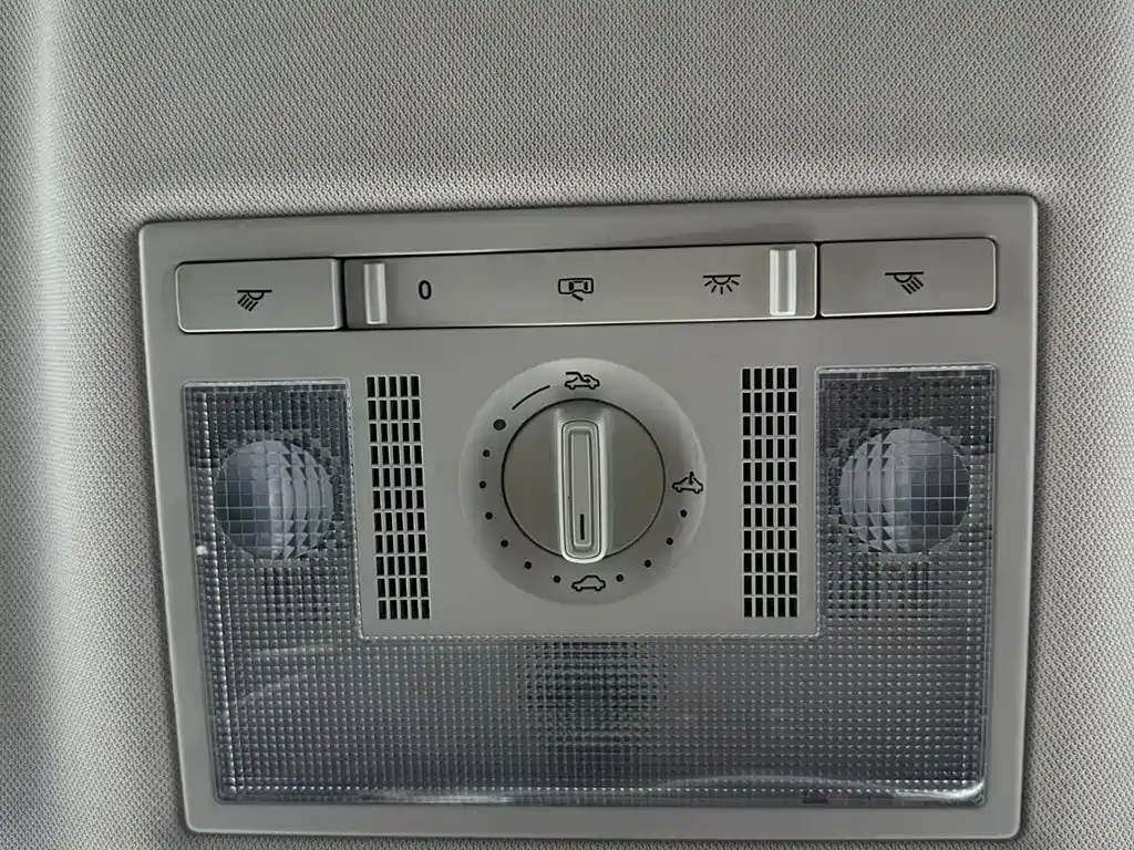 Škoda Kamiq 2022 1.5L Automatic Comfort Edition фото 17