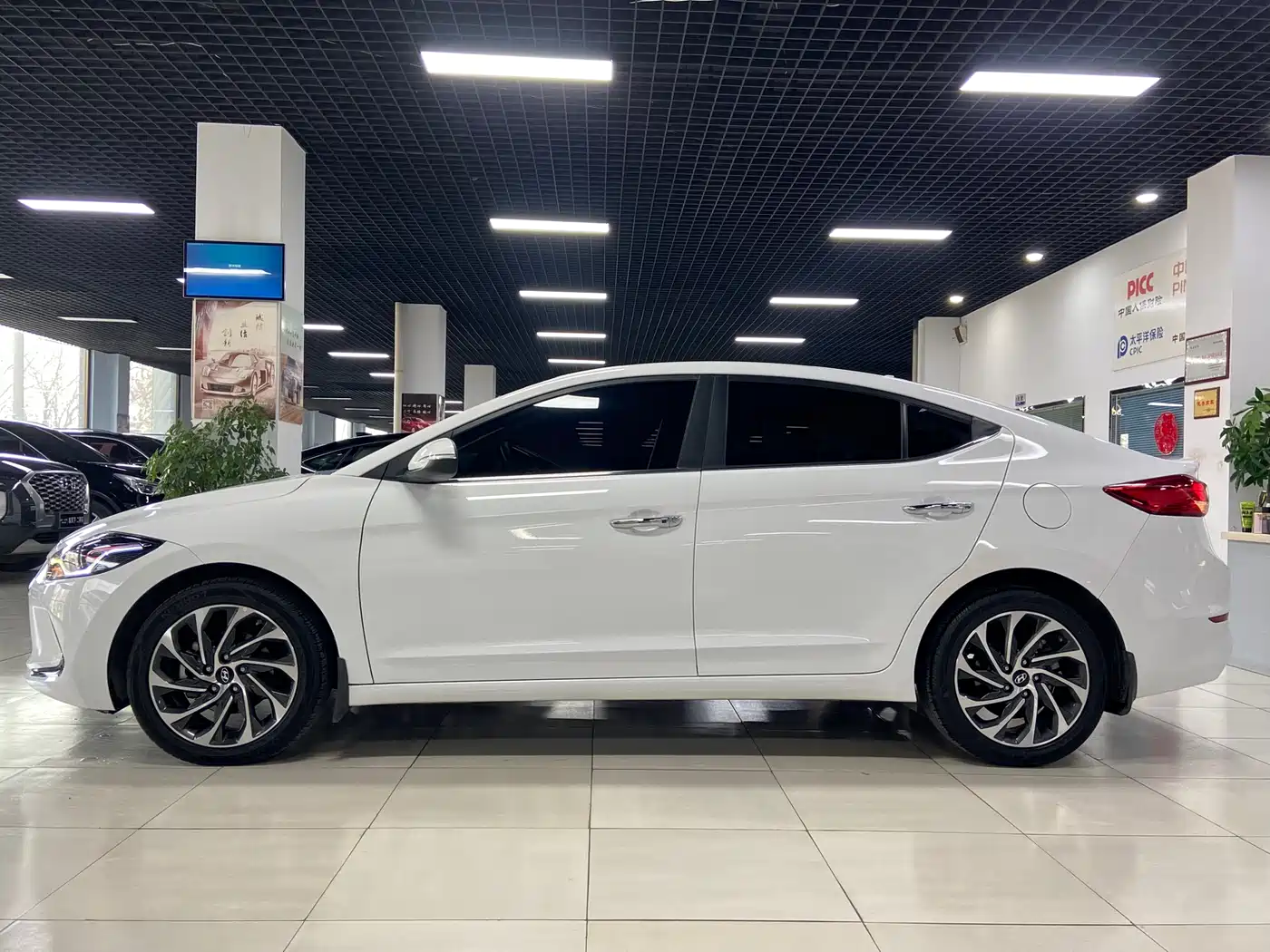 Hyundai Elantra 2019 1.4T Dual-clutch XuanDong·Vitality Type фото 3
