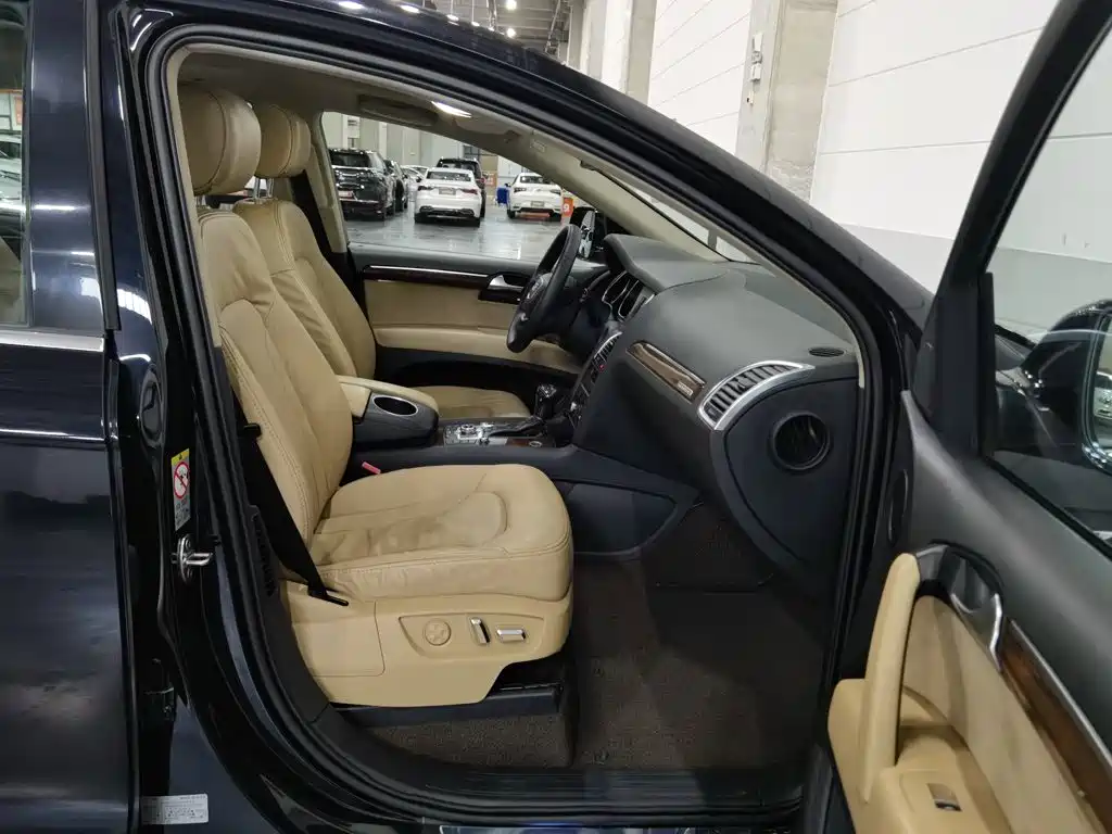 Audi Q7 2012 2012 3.0 TFSI Progressive (200kW)