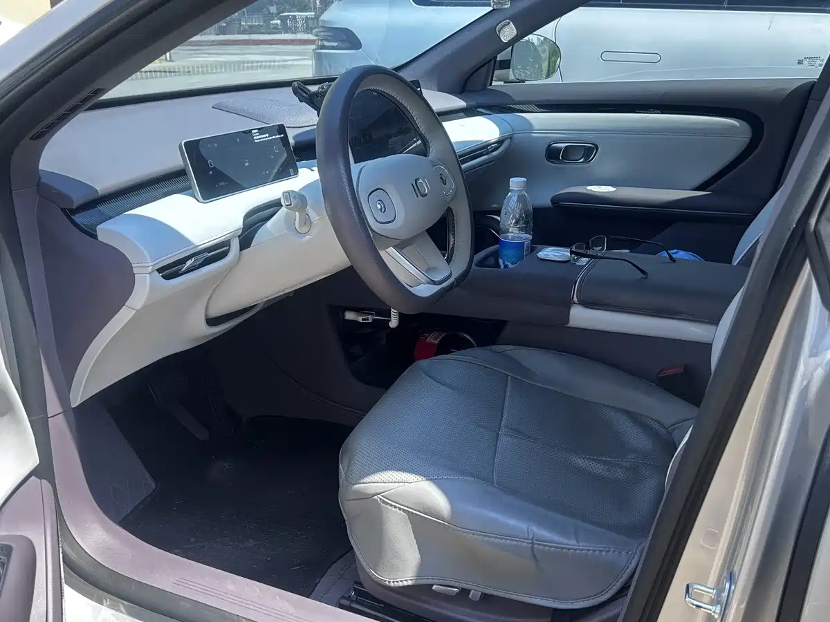 Фото 3 - Changan Qiyuan A06