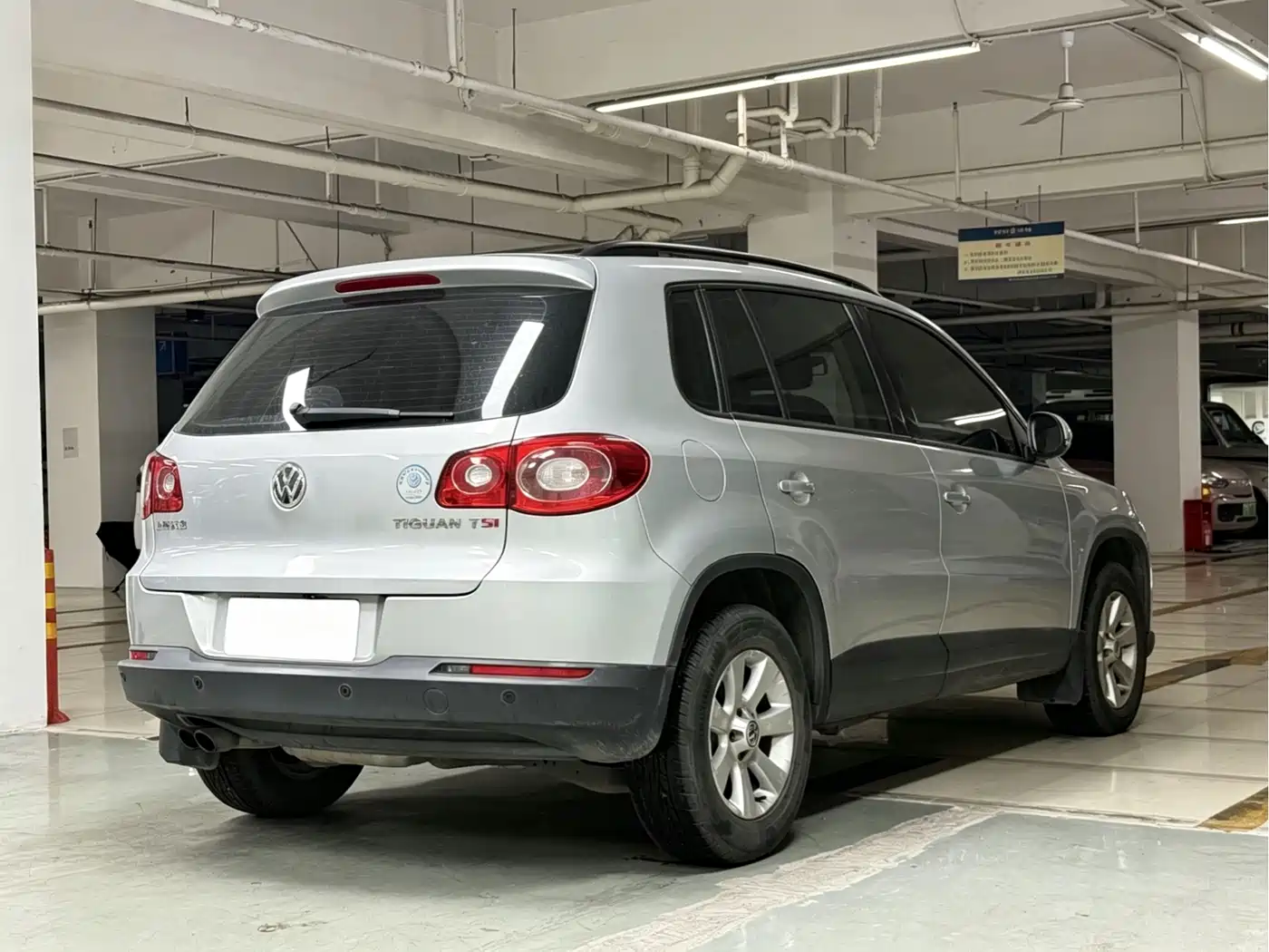 Volkswagen Tiguan 2012 1.8TSI Automatic 2WD Trend Edition фото 4