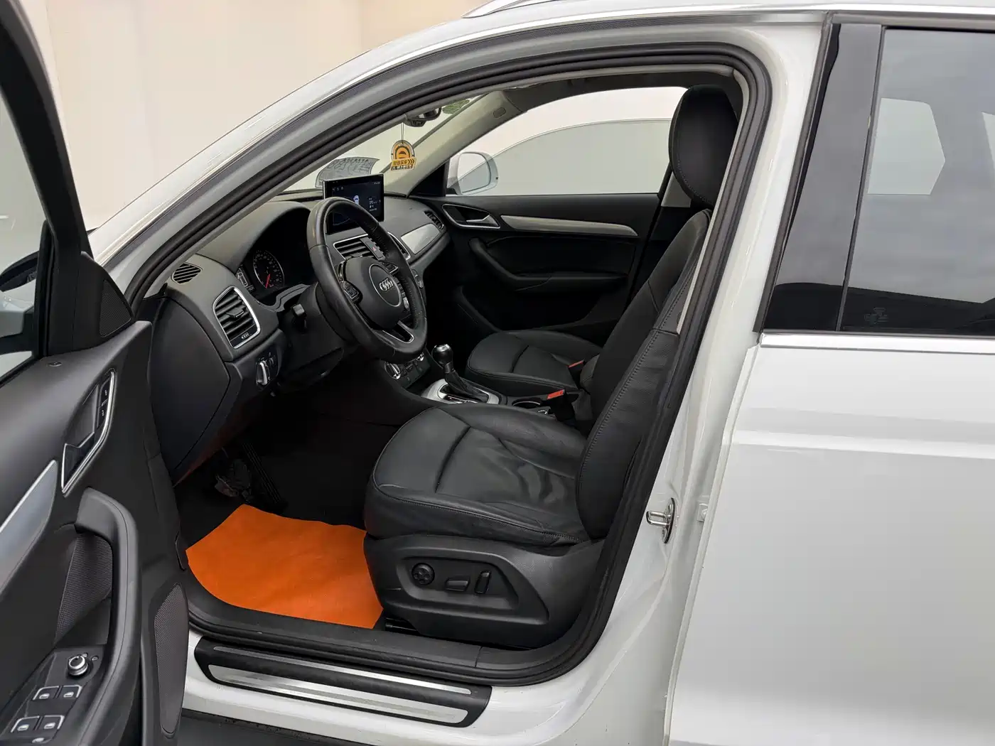 Audi Q3 2015 30 TFSI Comfort фото 17