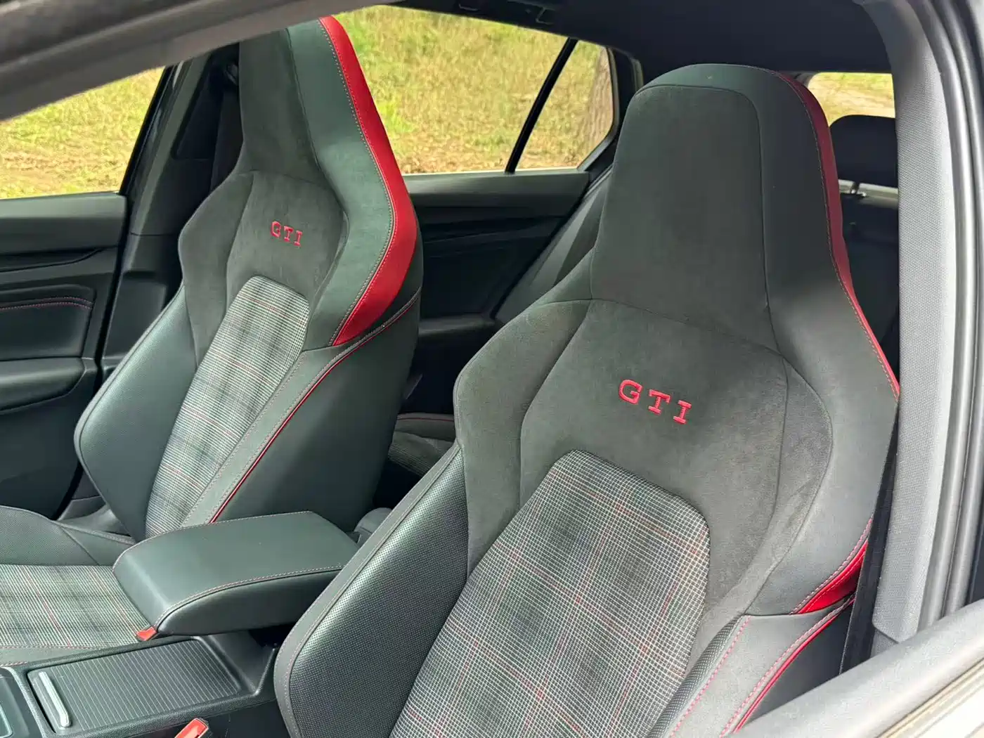 Volkswagen Golf GTI 2021 Facelift 380TSI DSG GTI фото 15